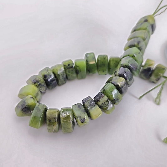 Jade Triangle 12mm