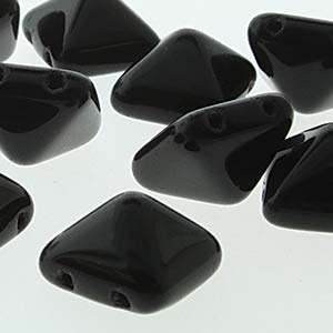 Pyramid Stud 12mm